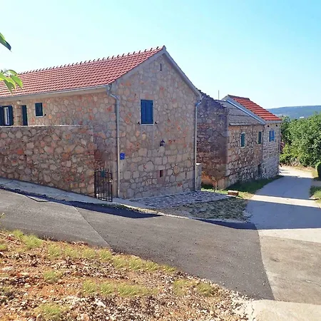 - Paklenica Riviera 35328 Appartamento *