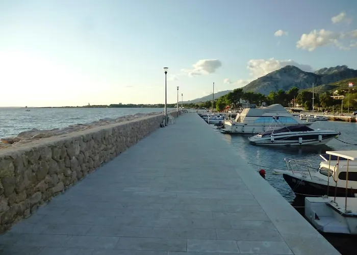 - Paklenica Riviera 35328 Seline