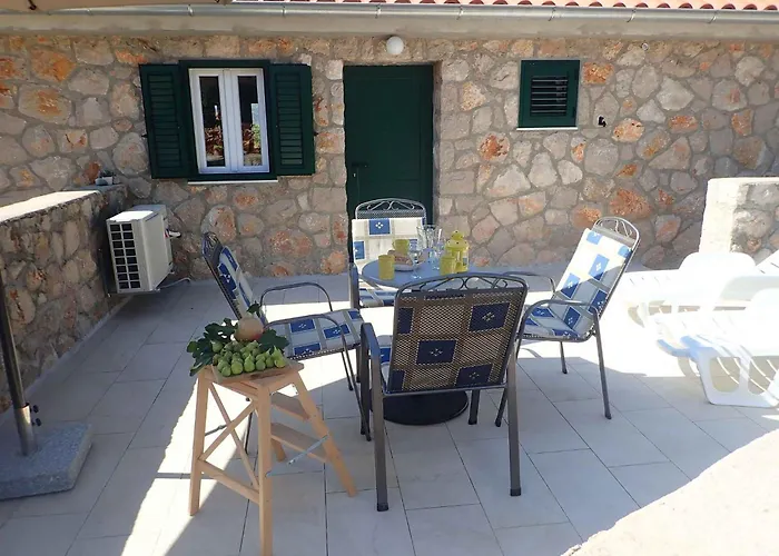 - Paklenica Riviera 35328
