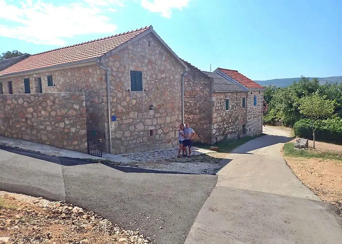 - Paklenica Riviera 35328